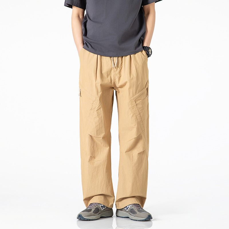 Herren Locker geschnittene Nylon-Cargohose mit Tunnelzugbund und angewinkelten Utility-Taschen Nord Taschen