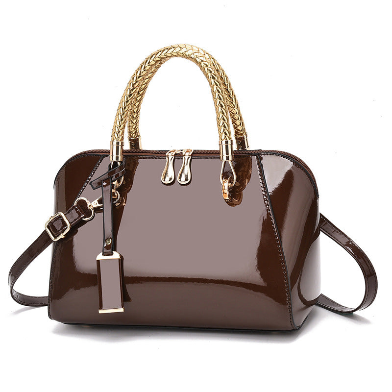 Damen elegante Handtasche mit geflochtenen Griffen Nord Taschen