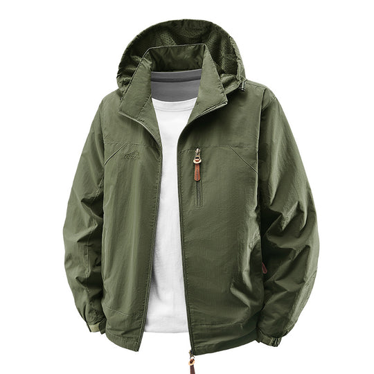 Herren Packbare Wind- und Regenjacke mit perforierter Kapuzeninnenseite, Brustreißverschluss & Kordelzug Nord Taschen