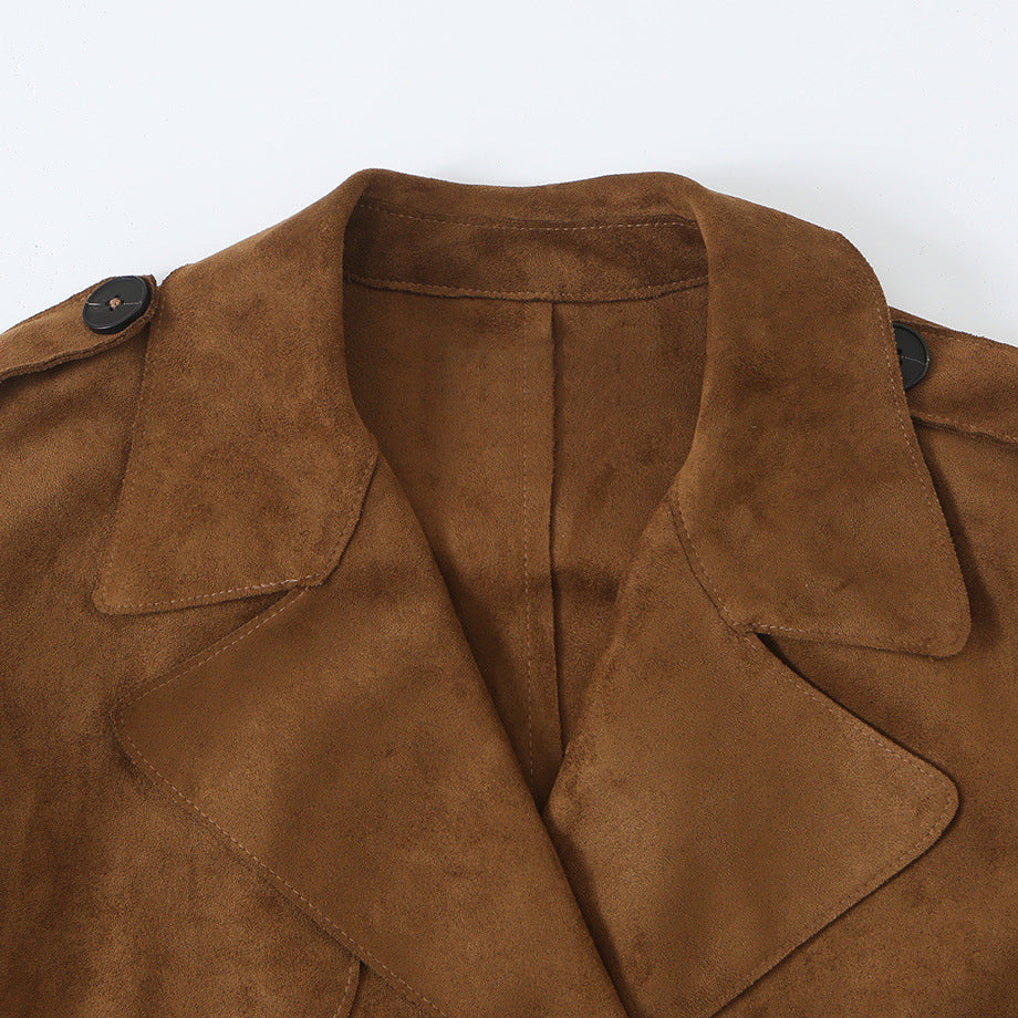 Damen Taillierter Kurztrench in Veloursleder-Optik mit doppelreihiger Knopfleiste und Schulterpatten Nord Taschen