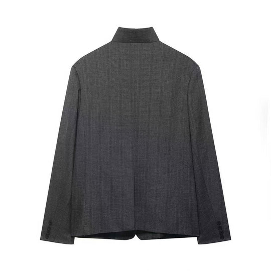Damen Kurzblazer mit Stehkragen, asymmetrischer Knopfblende und Pattentaschen Nord Taschen