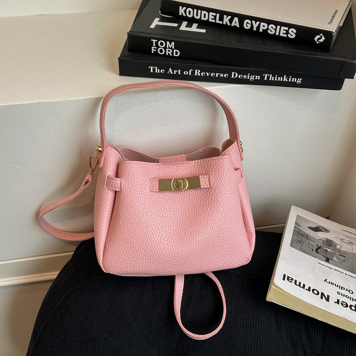 Damen Handtasche mit strukturiertem Obermaterial und elegantem Verschluss Nord Taschen
