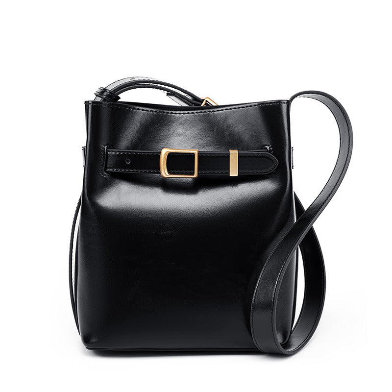 Damen praktische Ledertasche im minimalistischen Stil Nord Taschen