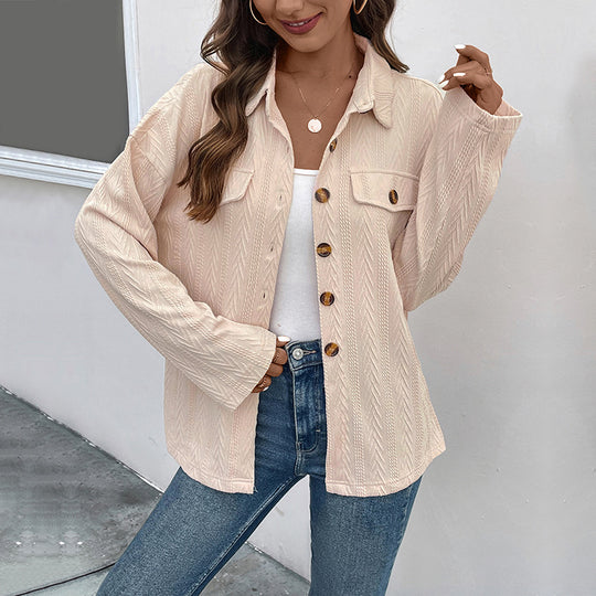Damen Texturierte Overshirt‑Jacke mit Zickzack‑Struktur, Brusttaschen und lockerem Schnitt Nord Taschen
