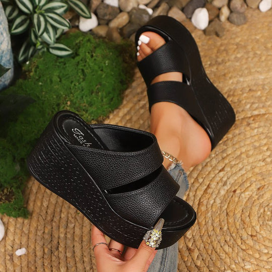 Damen Plateau-Sandalen mit breiten Riemen und rutschfester Sohle Nord Taschen
