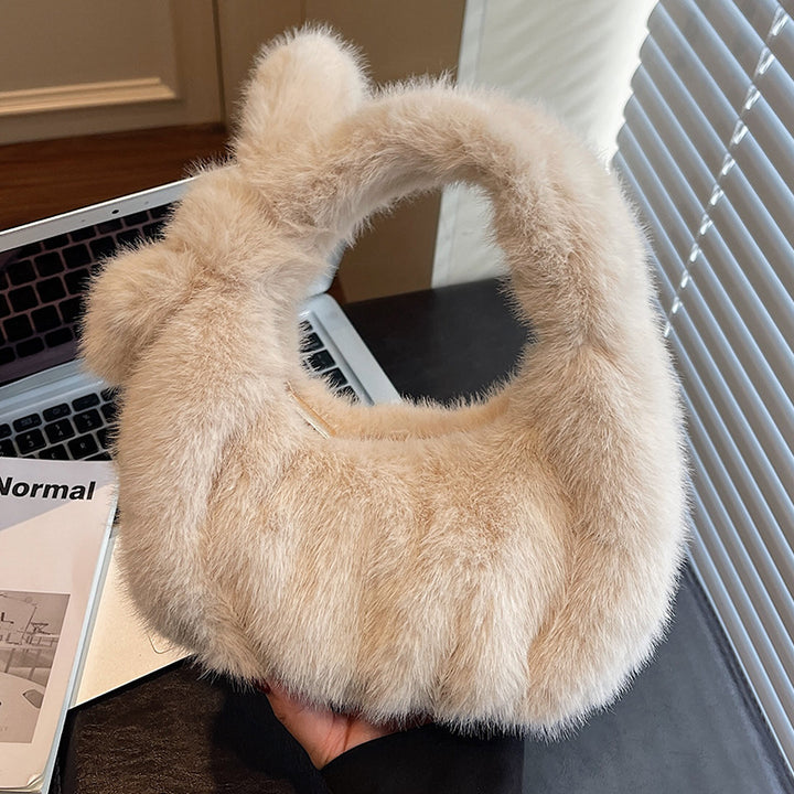 Damen elegante Beuteltasche aus kuscheligem Kunstfell Nord Taschen