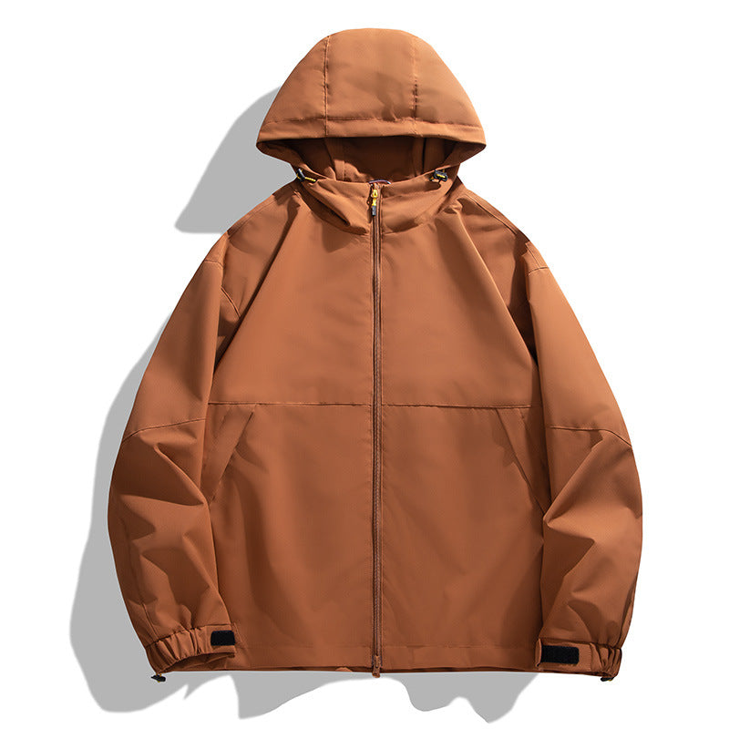 Herren Leichte Urban-Softshell Kapuzenjacke mit minimalistischer Nahtführung und verdecktem Reißverschluss Nord Taschen