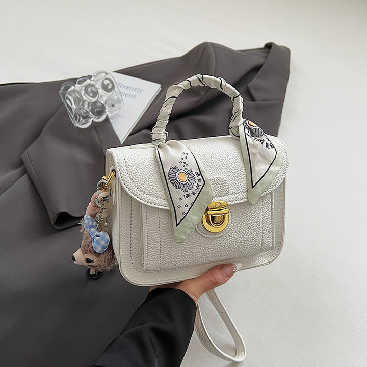 Damenhandtasche mit dekorativem Seidenschal Nord Taschen