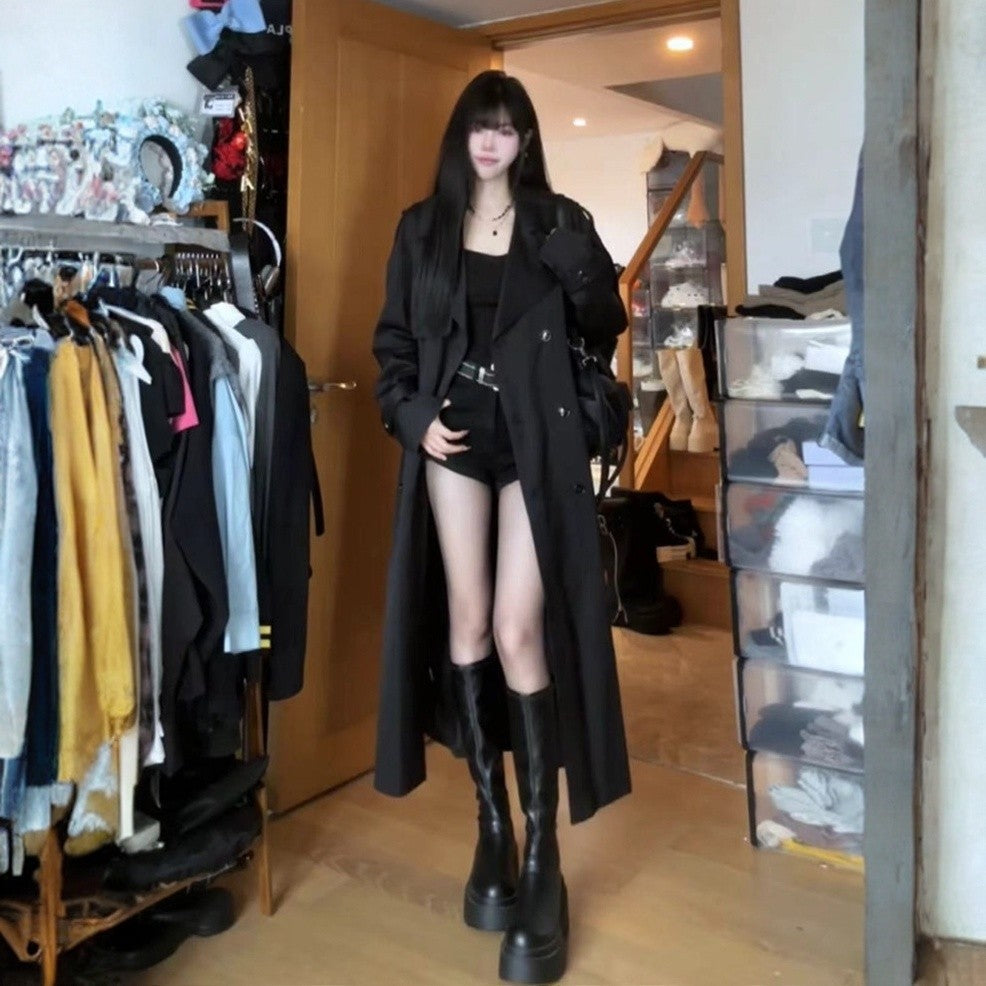 Damen Langer Doppelreihiger Trenchcoat mit Schalkragen, Oversize-Schnitt und verdecktem Taillenband Nord Taschen