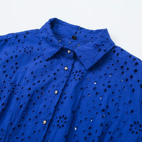 Damen Ärmellose Lochstickerei-Bluse mit Hemdkragen und Perlmuttknopfleiste Nord Taschen