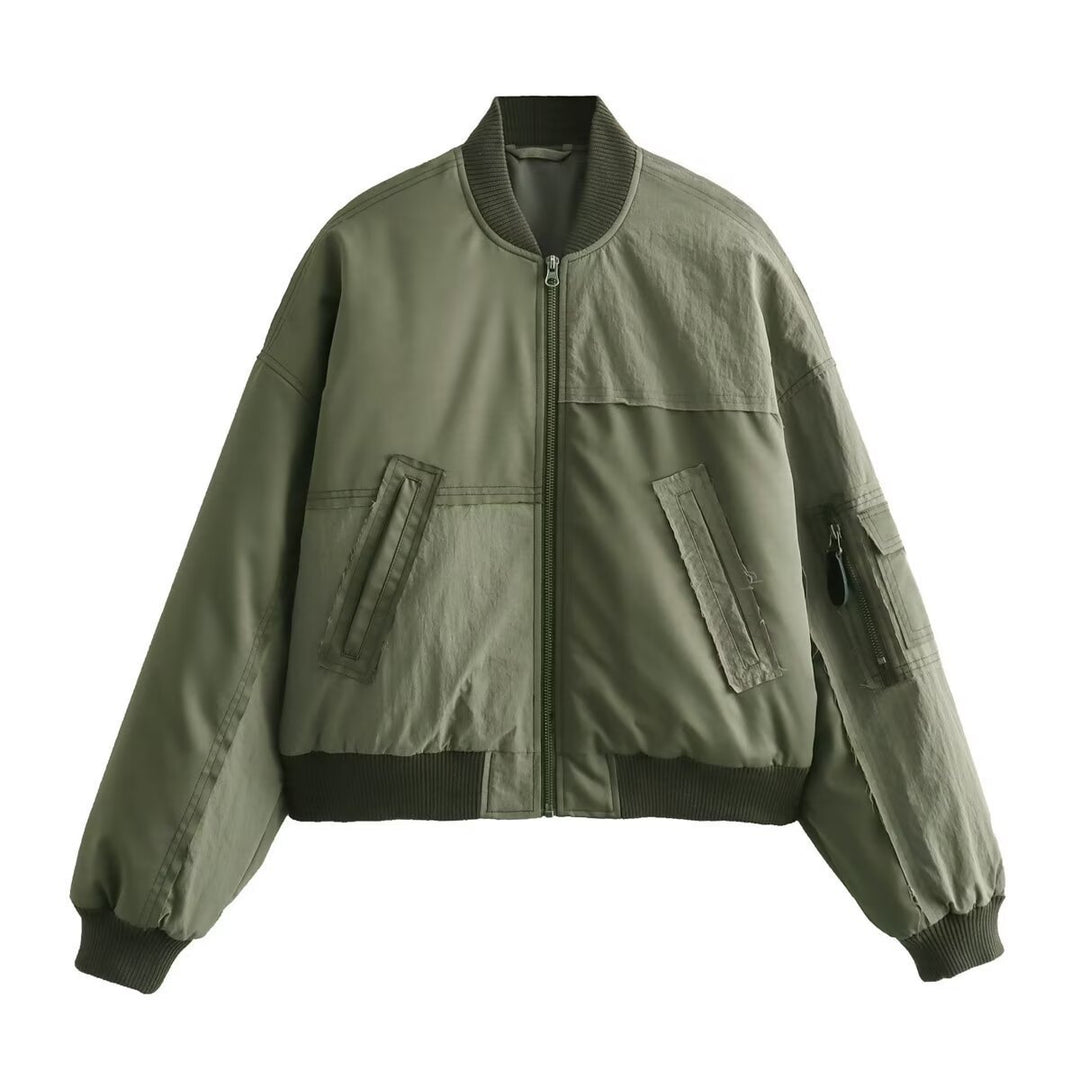 Damen Kurze Oversize-Bomberjacke mit Utility-Taschen und Rippbündchen Nord Taschen