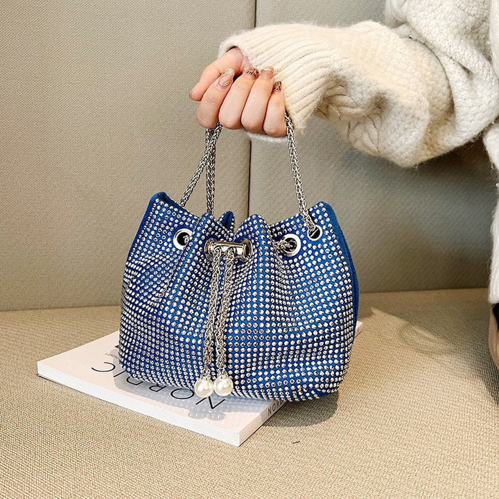Damen elegante Beuteltasche mit funkelnden Strassverzierungen Nord Taschen
