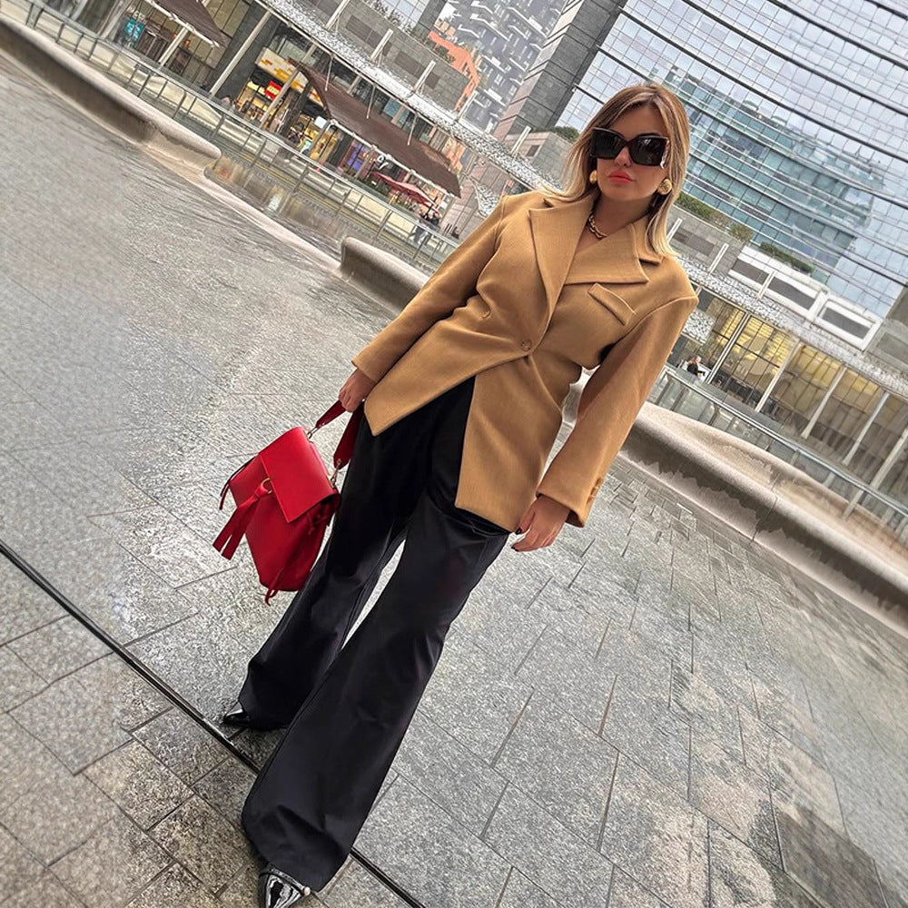 Damen Taillierter Wollmix-Blazer mit betonter Taille und markanter Schulterpartie Nord Taschen