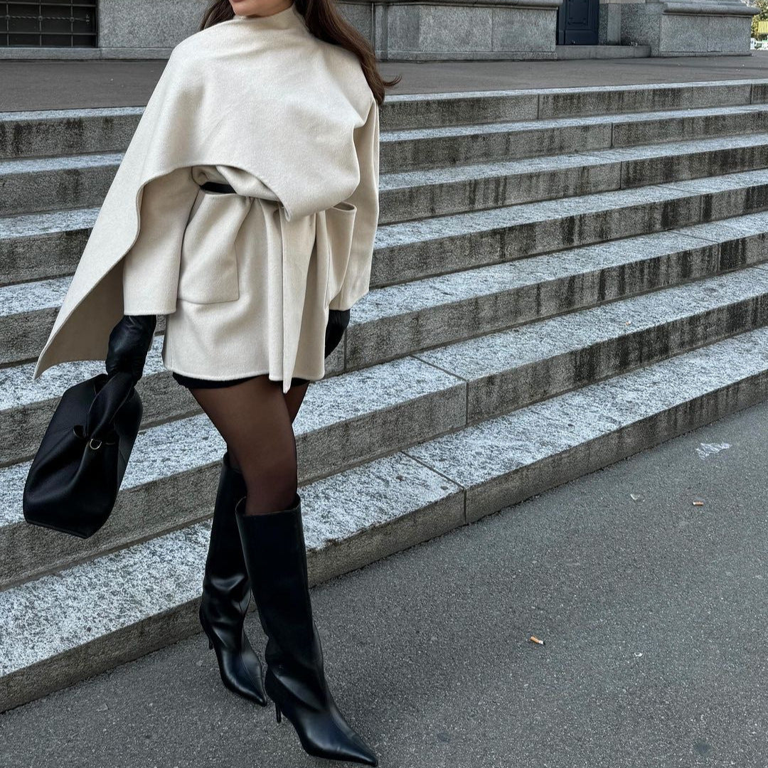 Damen 40+ asymmetrischer Wollmix Cape‑Mantel mit Stehkragen Nord Taschen