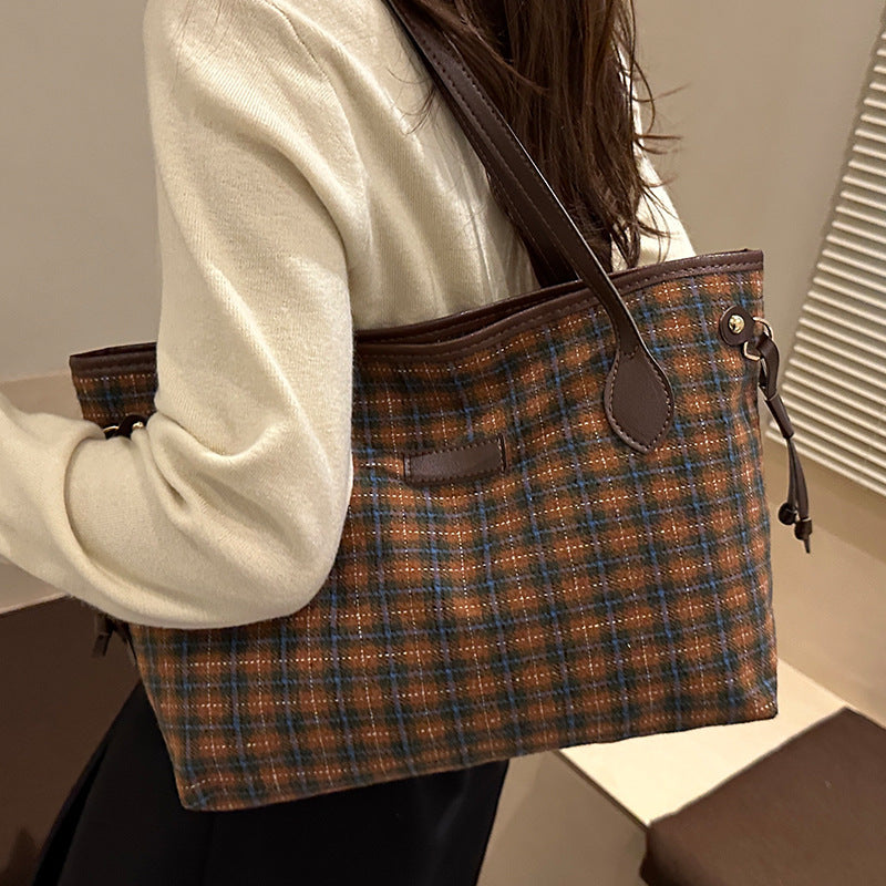 Damen Einkaufstasche mit modernem Karomuster Nord Taschen