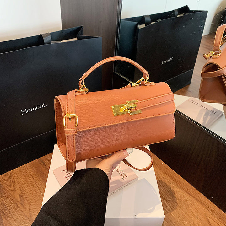 Damen Designer Umhängetasche mit luxuriösem Kettenverschluss Nord Taschen