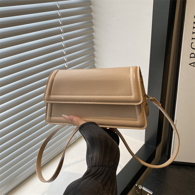 Damen elegante Umhängetasche mit integriertem Kartenfach und schickem Verschluss Nord Taschen