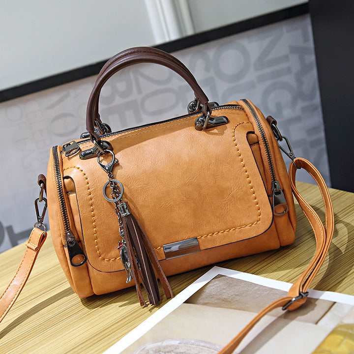 Damen Henkeltasche mit luxuriösem Kunstleder und praktischen Fächern Nord Taschen