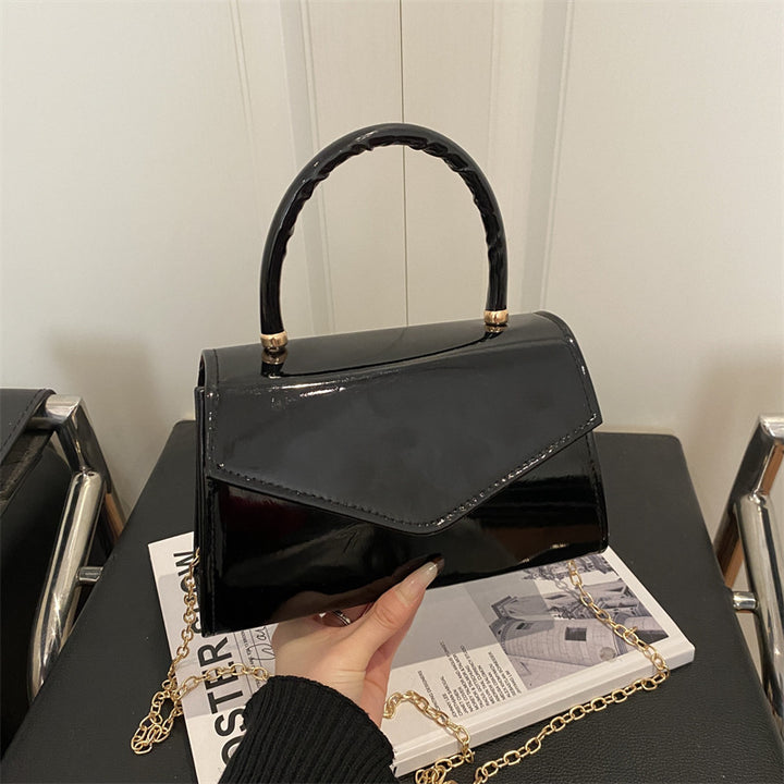 Damen elegante Handtasche im modernen Lacklederdesign Nord Taschen