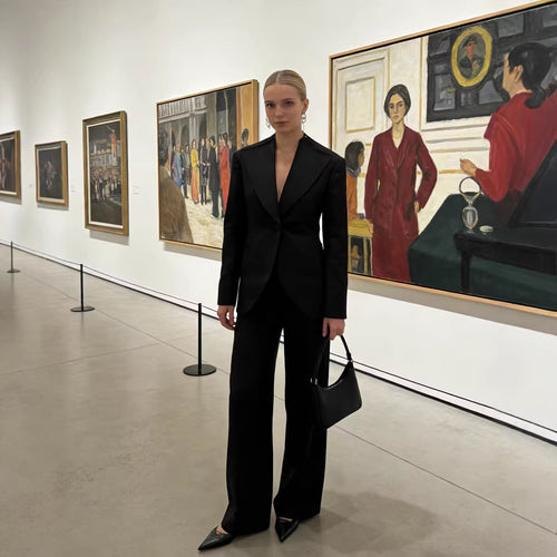 Damen Taillierter Ein-Knopf-Blazer mit breitem Schalkragen und schmaler Silhouette Nord Taschen