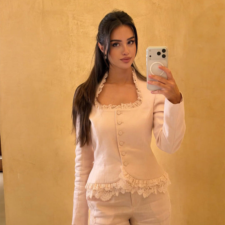 Damen Taillierter Blazer mit Spitzenbesatz, Knopfreihe und Schößchen Nord Taschen