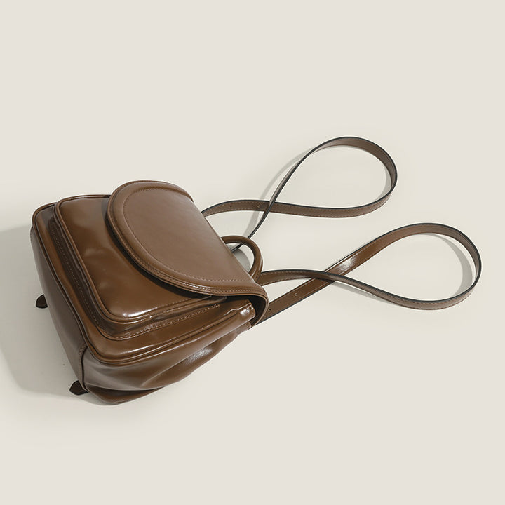 Damen Rucksacktasche mit elegantem Klappdeckel und praktischen Innenfächern Nord Taschen