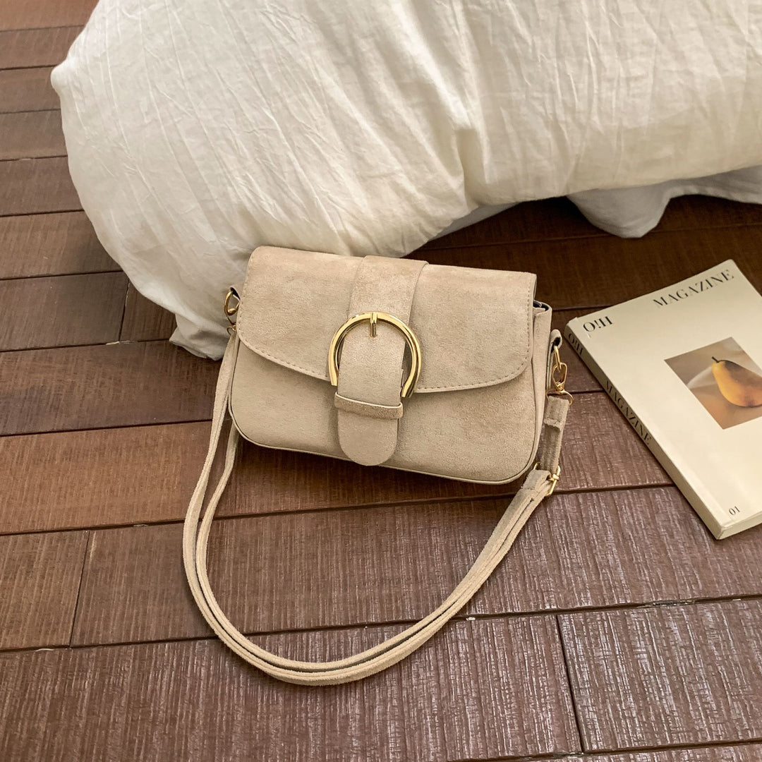 Damen Umhängetasche aus hochwertigem Wildleder mit elegantem Schnallenverschluss Nord Taschen