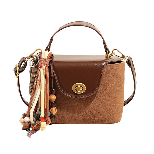 Damen Umhängetasche mit eleganten Quasten und abnehmbarem Schulterriemen Nord Taschen