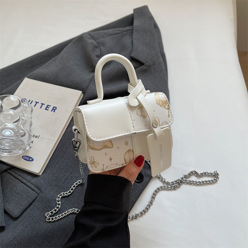 Damen elegante Umhängetasche mit floralem Design und modischen Akzenten Nord Taschen