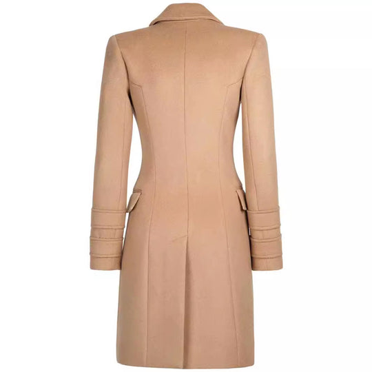 Damen Kurzmantel im Blazerkleid‑Stil mit strukturierter Taillierung und goldenen Zierknöpfen Nord Taschen
