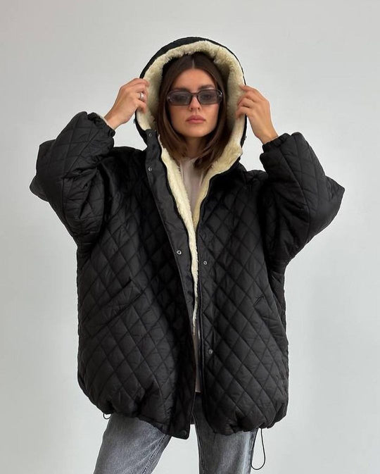 Damen Oversize Steppjacke mit Teddyfutter und Kapuze Nord Taschen