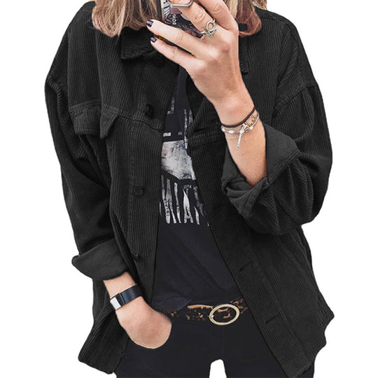 Damen modische Cordjacke mit praktischen aufgesetzten Taschen und lässigem Schnitt