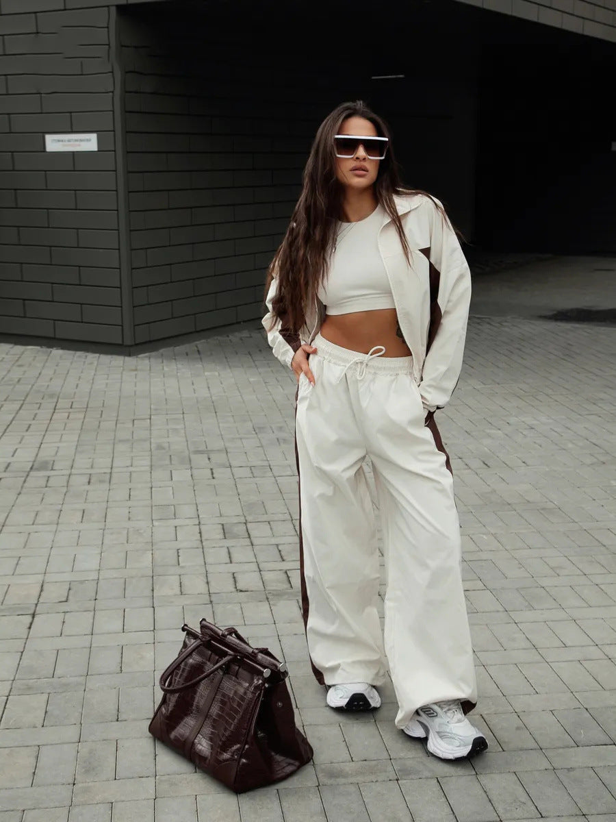 Damen Sportliches Set mit lässiger Jacke und breiten Hosen Nord Taschen