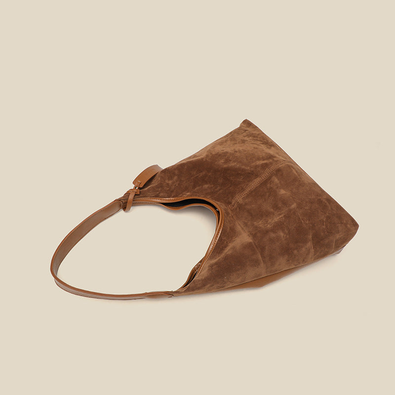 Damen Hobo-Tasche aus hochwertigem Wildleder mit praktischem Tragegriff Nord Taschen