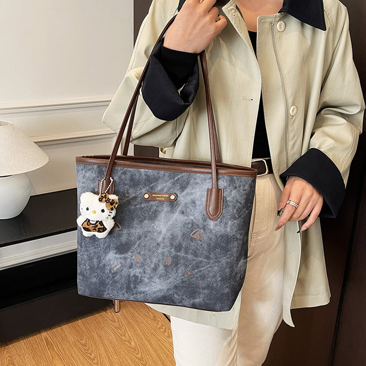 Damen Umhängetasche mit verspieltem Tierdesign und hochwertiger Verarbeitung Nord Taschen