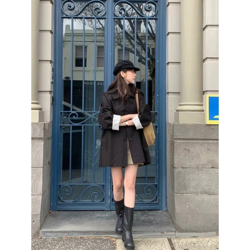 Damen Kurze Oversize-Trenchjacke aus Baumwollmischung mit Hemdkragen Nord Taschen