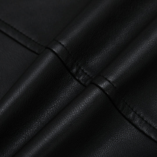 Damen Kurzjacke aus Kunstleder mit Rundhals, Druckknopfverschluss und Pattentaschen Nord Taschen