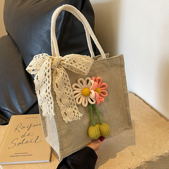 Damen praktische Jute-Tragetasche mit floralem Dekor und verspieltem Schleifenakzent Nord Taschen