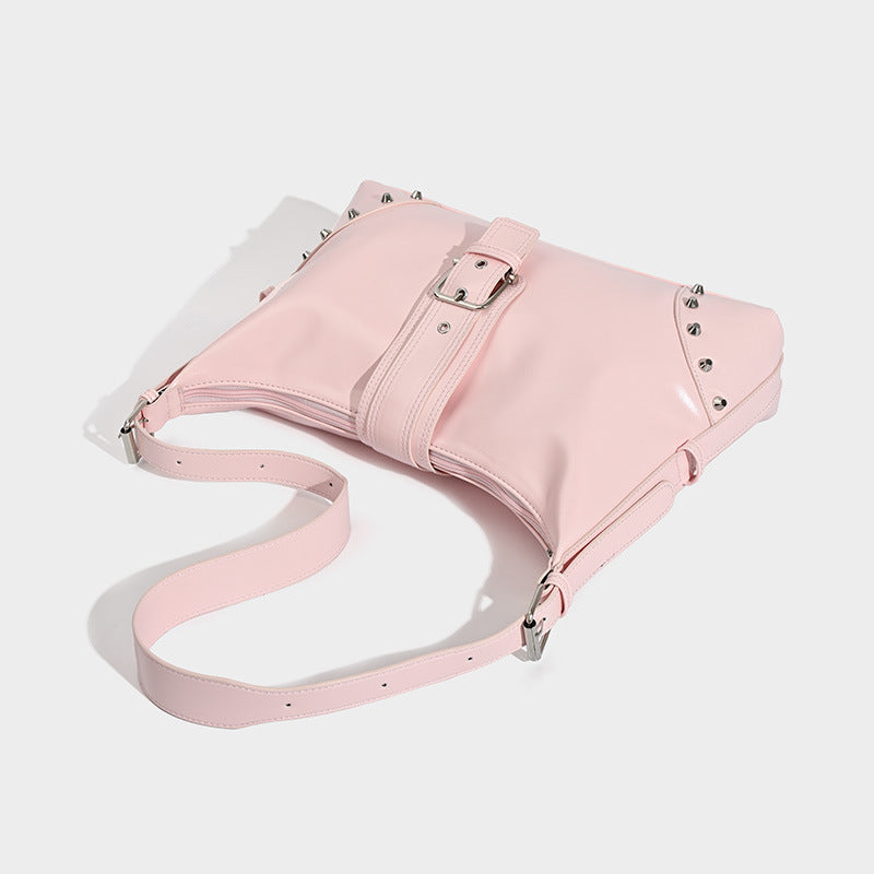 Damen Hobo-Tasche mit glänzendem Material und dekorativen Nieten Nord Taschen