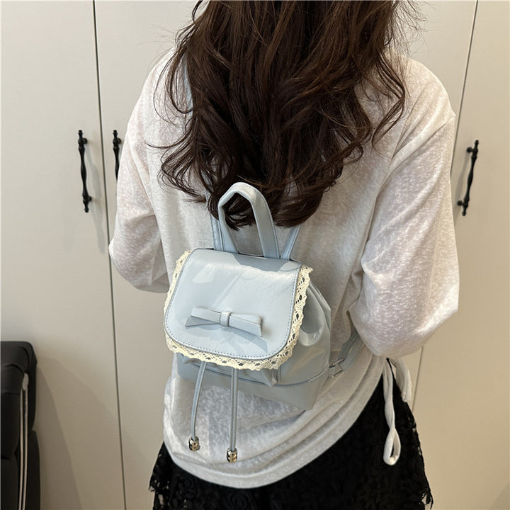 Damen Rucksacktasche mit verspieltem Spitzenaufsatz Nord Taschen