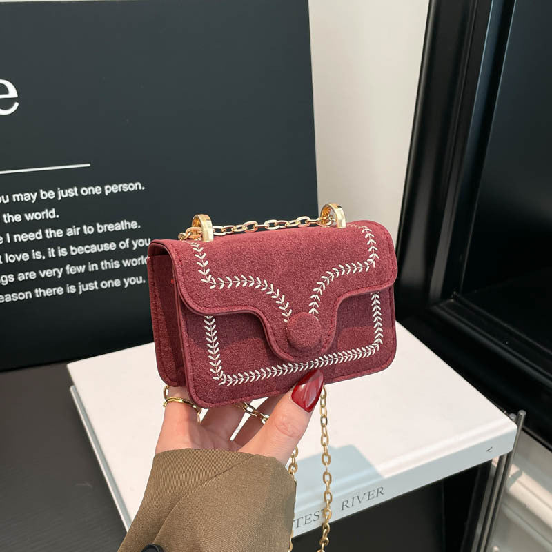 Damen Mini-Henkeltasche mit elegantem Steppmuster und goldenen Akzenten Nord Taschen