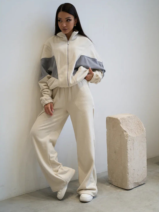 Damen oversized Reißverschluss-Fleecejacke mit Paneel-Details und weiter High-Waist-Loungehose Nord Taschen