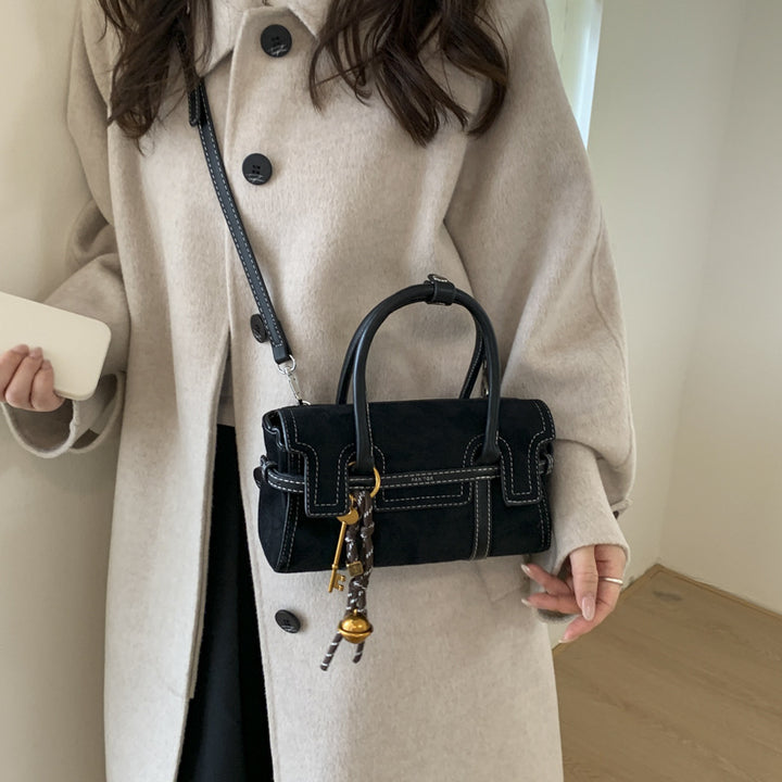 Damen modische Hobo-Tasche mit eleganten Akzenten Nord Taschen