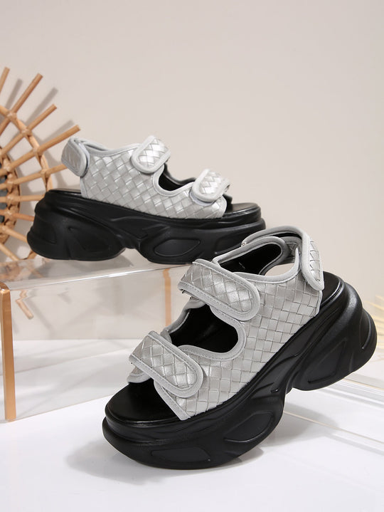 Damen Plateau-Sandalen mit verziertem Riemen und komfortabler Sohle Nord Taschen