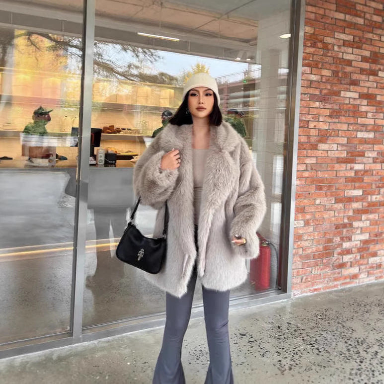 Damen Kurzflausch‑Mantel mit Oversize‑Silhouette, voluminösem Schalkragen und mittlerer Länge Nord Taschen