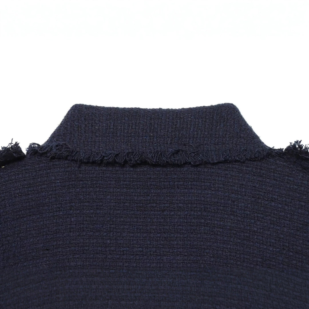 Damen Kurze Bouclé‑Jacke mit Fransensaum, Schulterpatten und aufgesetzten Pattentaschen Nord Taschen