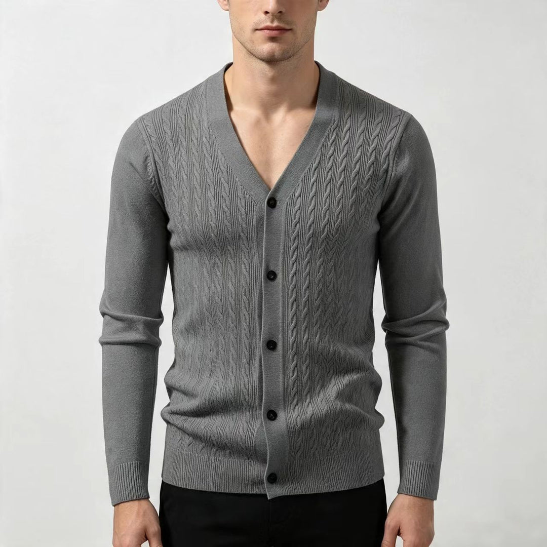 Herren Feinstrick-Cardigan mit Zopfmuster, V‑Ausschnitt und Knopfleiste Nord Taschen
