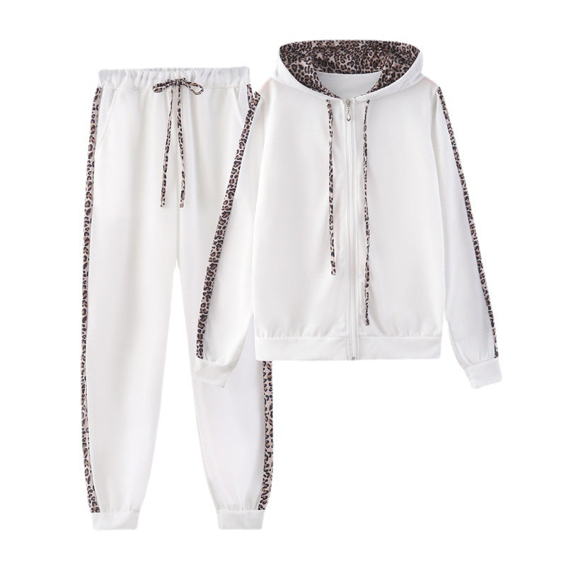Damen Kapuzen-Jogginganzug im Slim-Fit mit kontrastierenden Leoparden-Streifen Nord Taschen