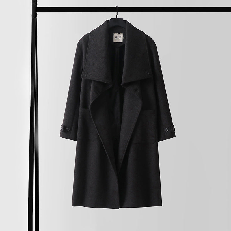 Damen Eleganter langer Wollmix-Cocoon-Mantel mit überlappendem Schalkragen und aufgesetzten Taschen Nord Taschen