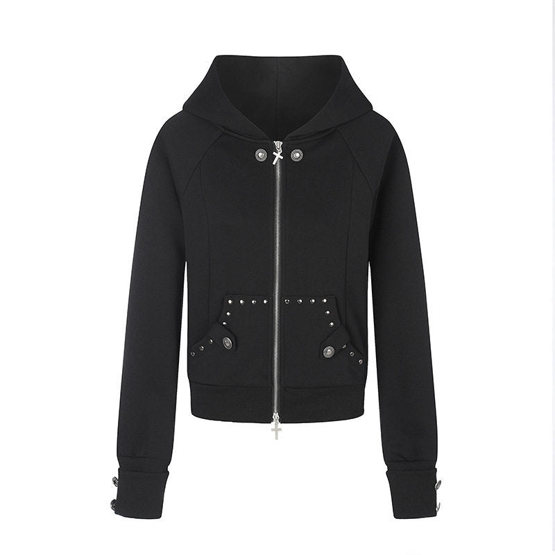 Damen taillierte Kapuzen‑Sweatjacke mit Frontreißverschluss, Nietenbesatz und Taschenapplikation Nord Taschen